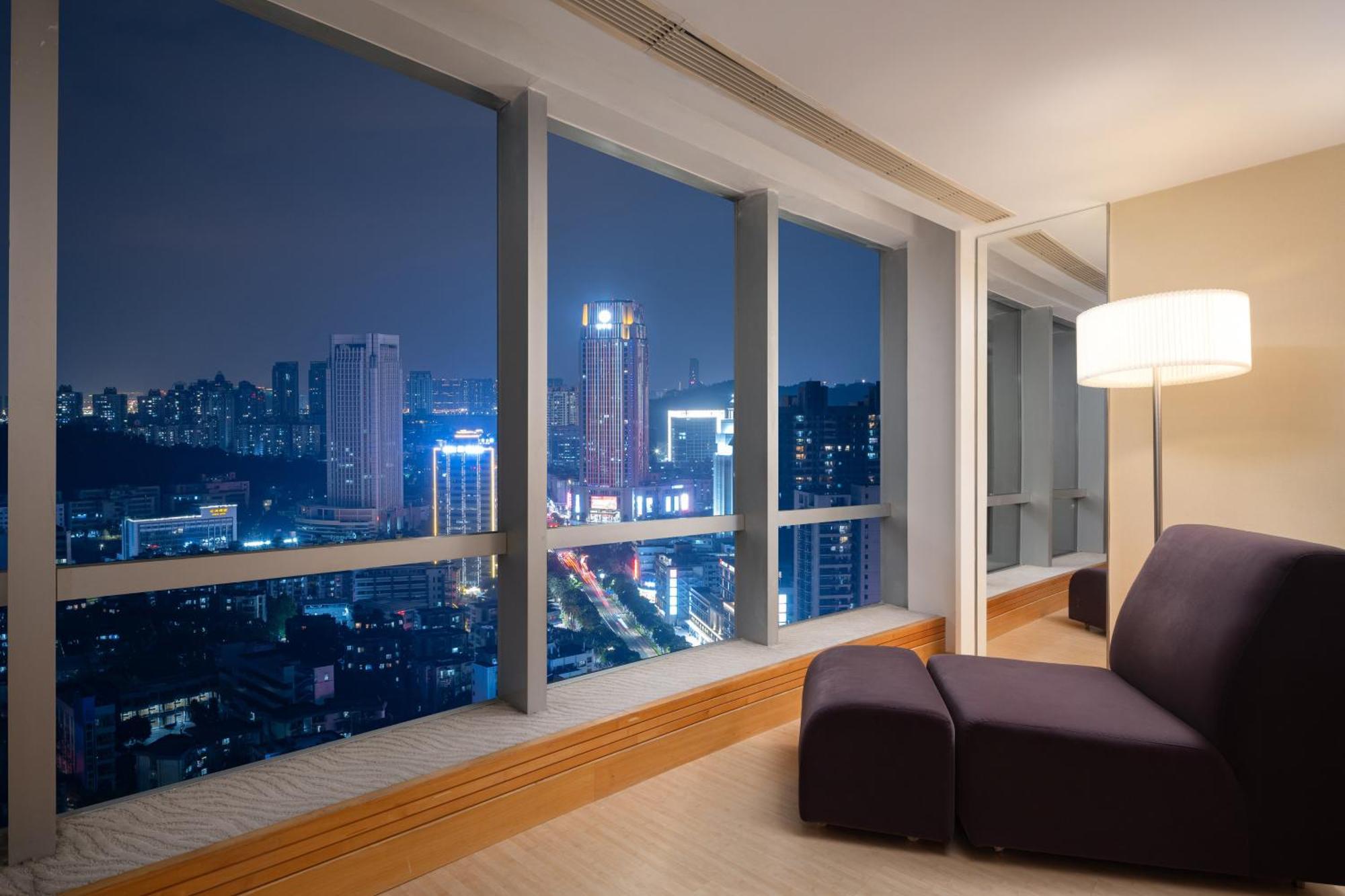 Crowne Plaza Zhuhai City Center By Ihg - Offers Free One-Way Shuttle To Chimelong Ocean Kingdom Экстерьер фото